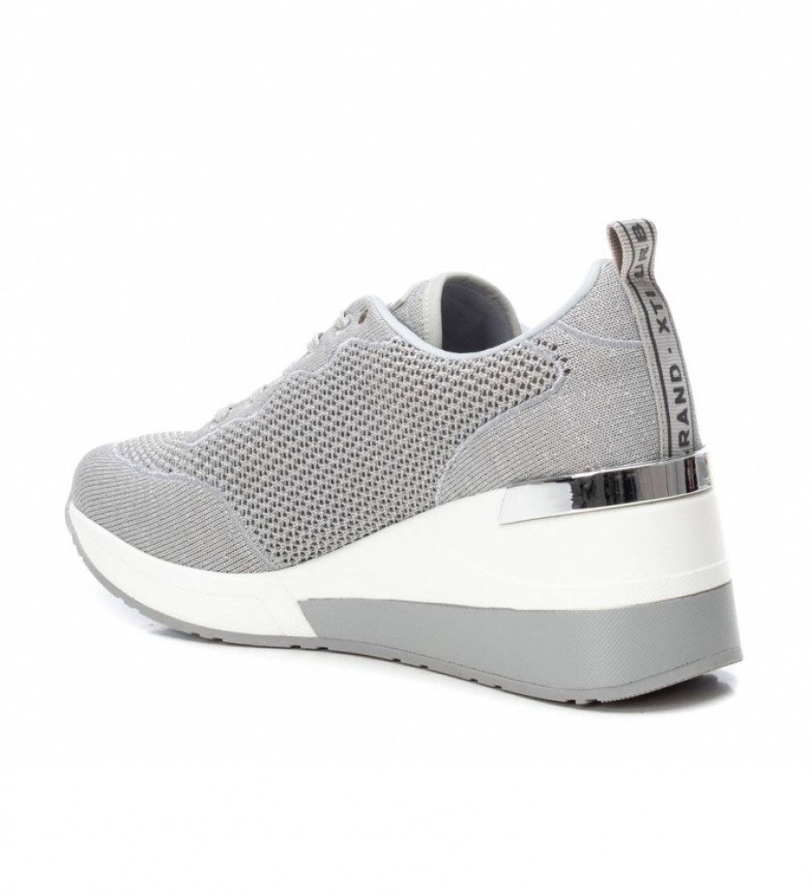 Tênis Xti 043798 cinza - Altura do salto: 7 cm -