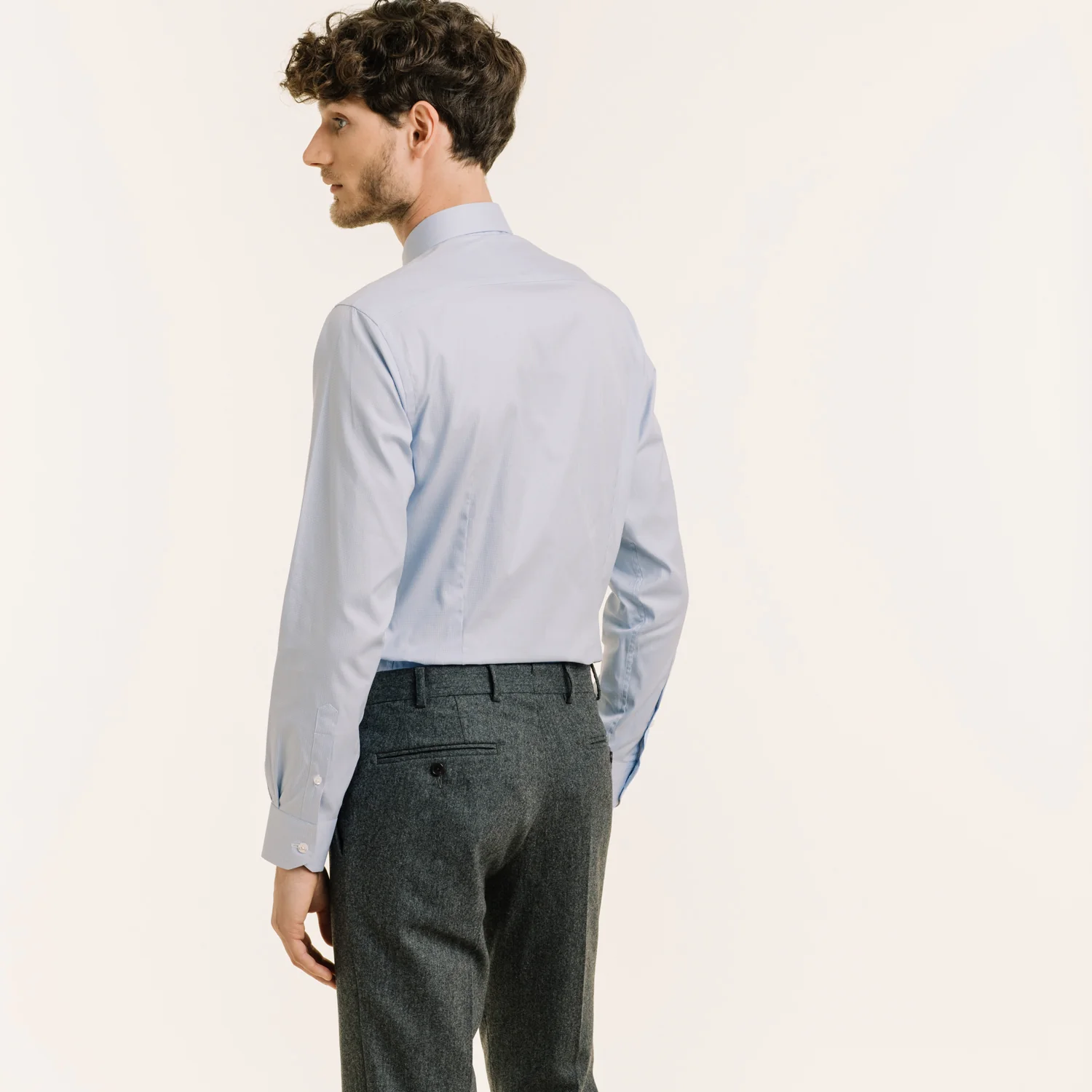 Fitted shirt in blue double-twisted oxford