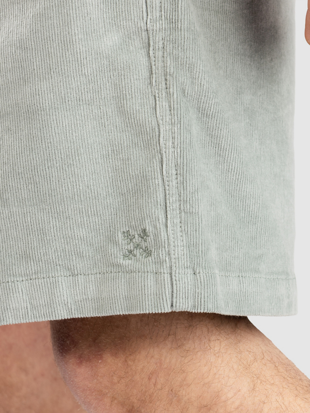 Oxbow R1Cord Shorts eucalyptus