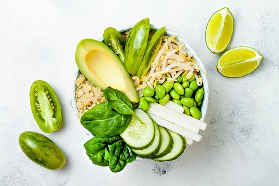 Macro Bowl met taugé en tahinidressing