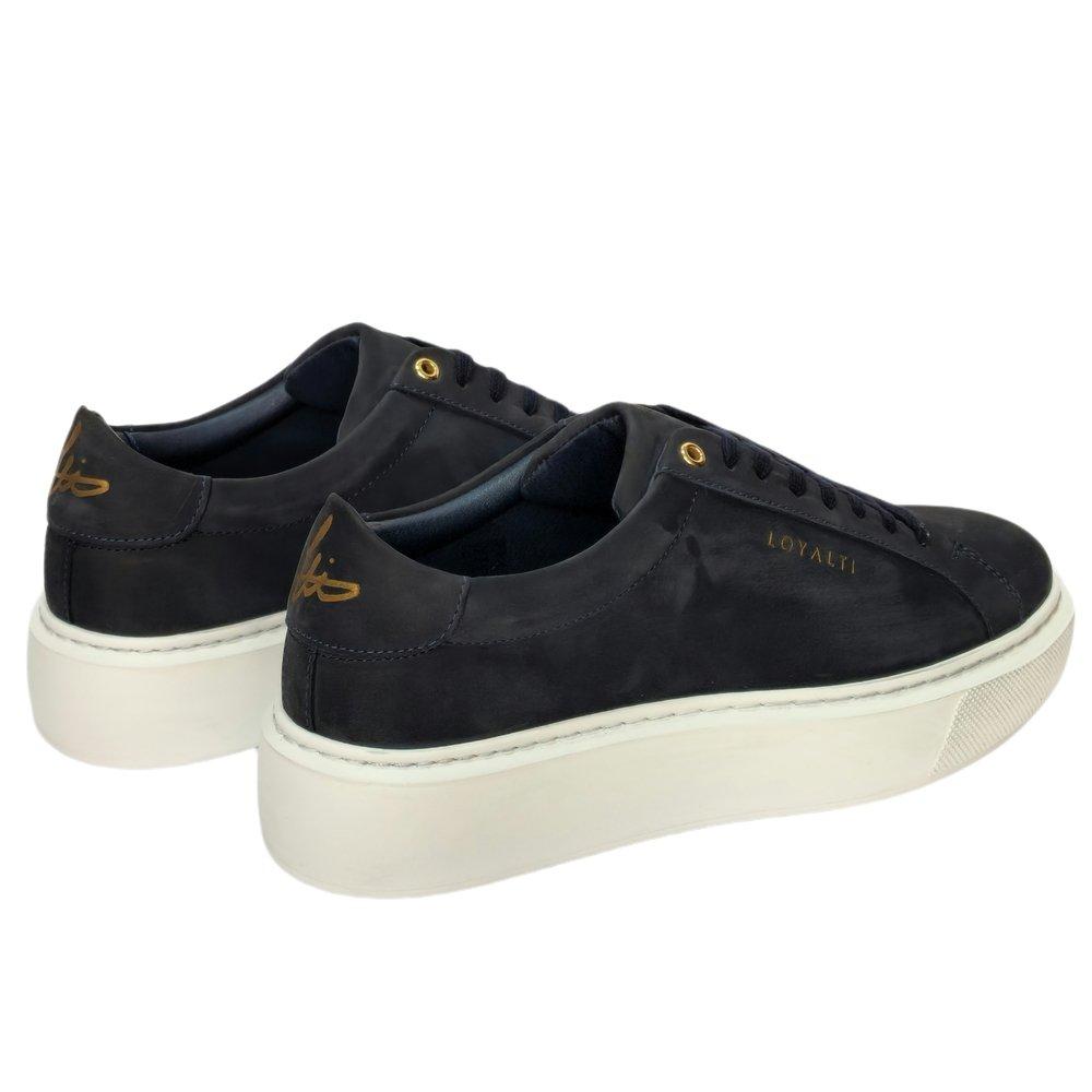 Loyalti Casso Trainers