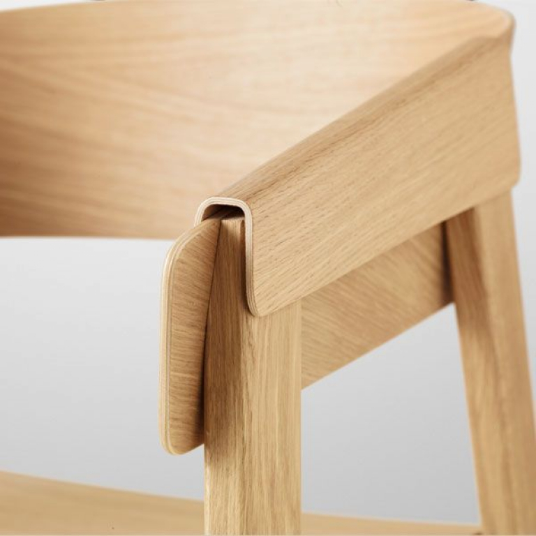 Muuto Cover stoel met kussen zwart remix 183