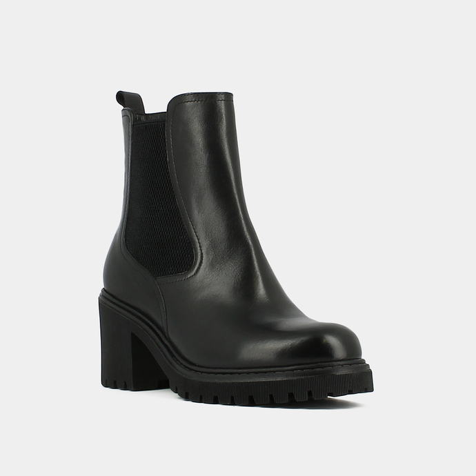 Chelsea boots à semelles crantées  en cuir noir