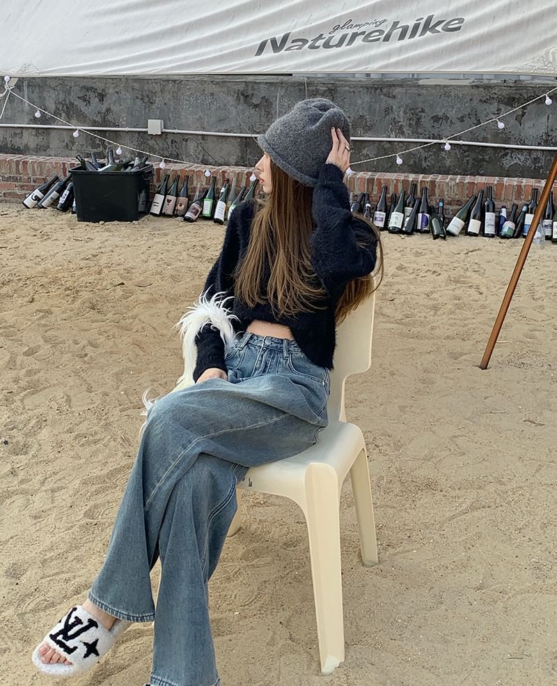 Hevnir - High-Waist Washed Baggy Jeans
