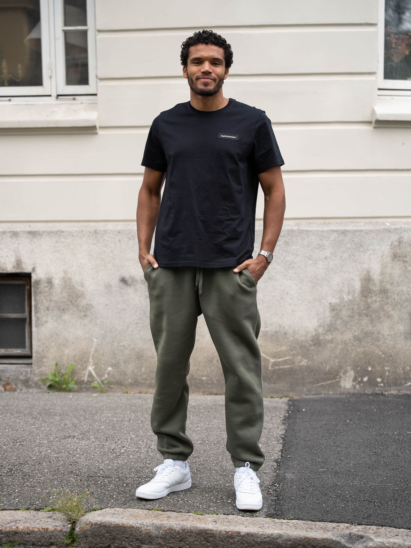 Logo Tee