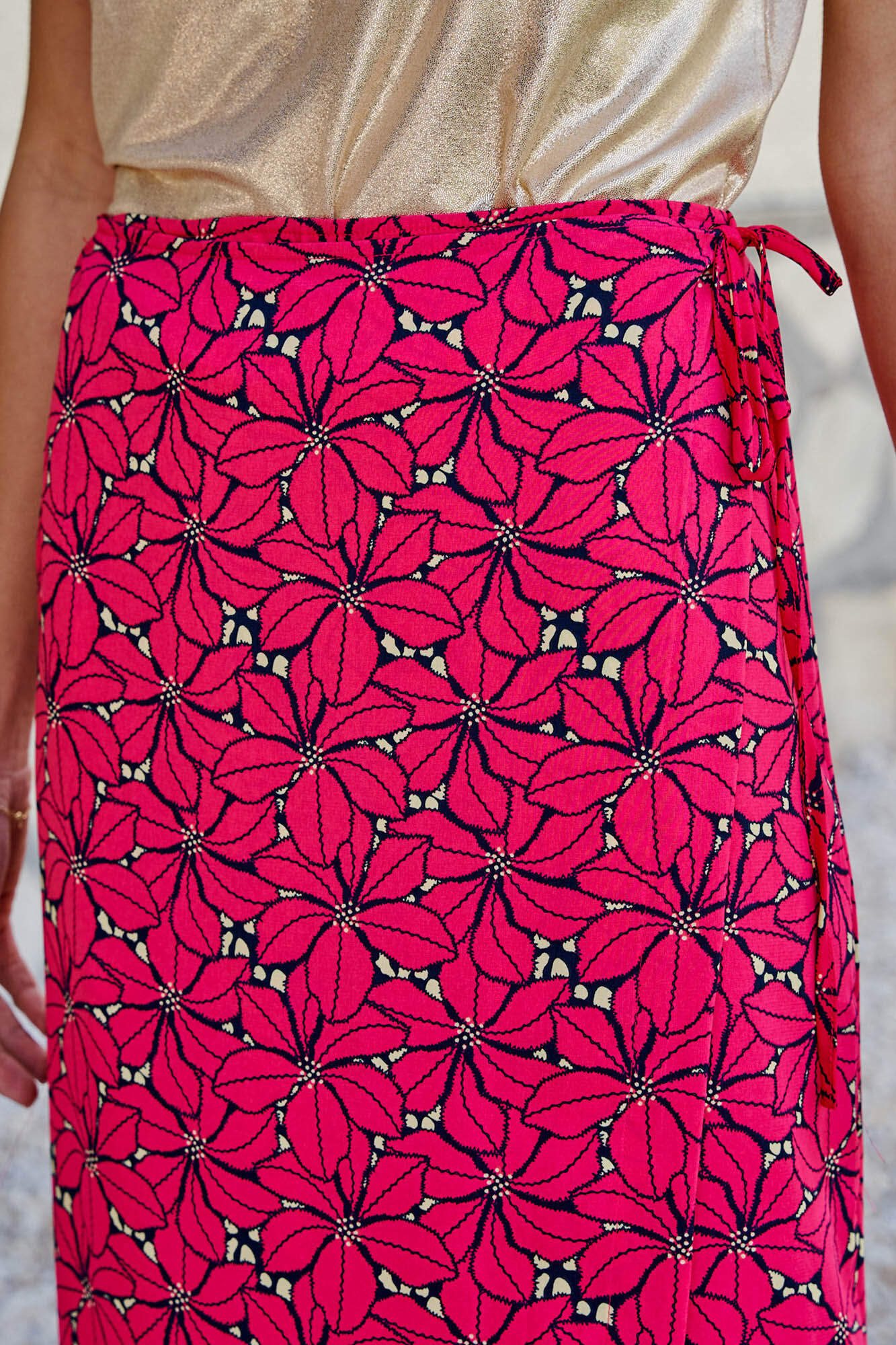 Saia Stella com Estampa Floral - Fúcsia