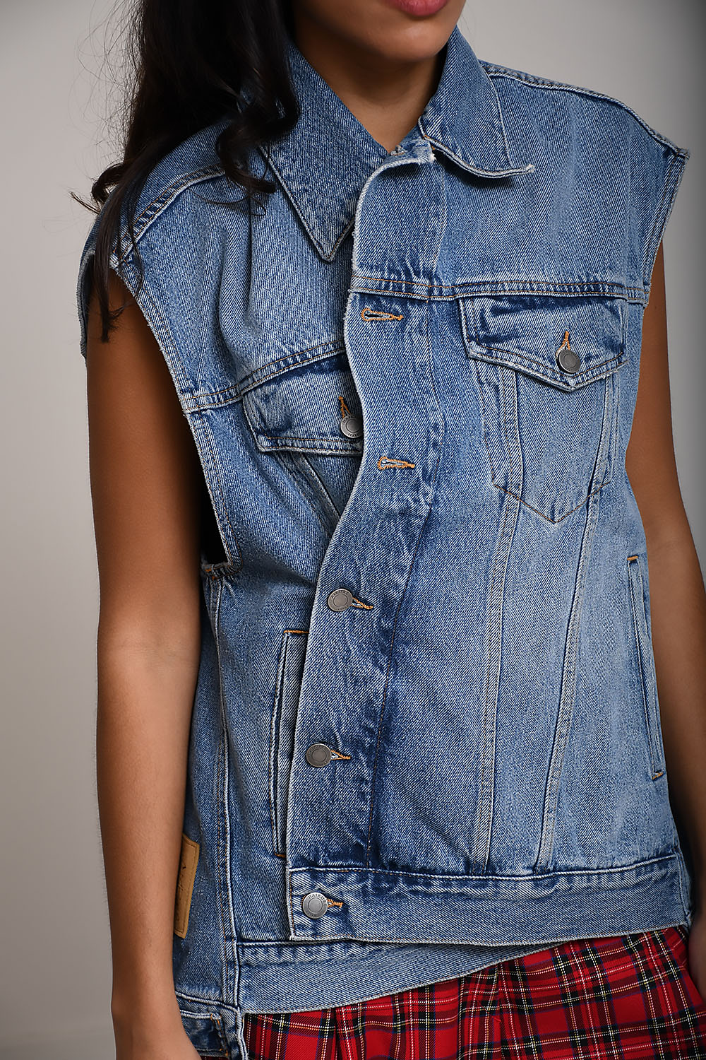 Janette denim sleeveless jacket