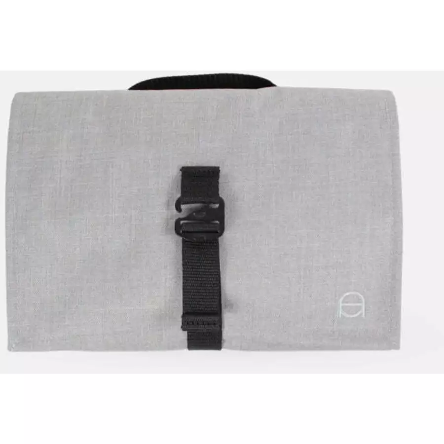 Anna und Oskar Faire Wickeltasche Friedchen aus recyceltem Material Hellgrau