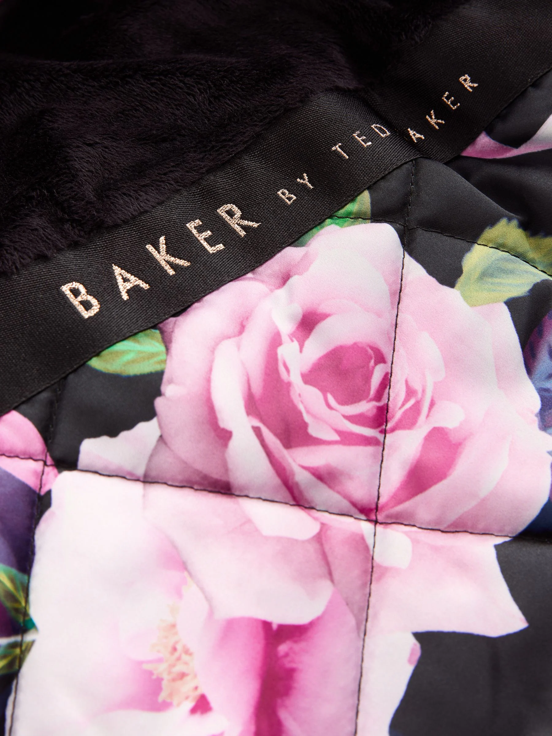 Bordeauxrood - Baker by Ted Baker Regenbestendige gewatteerde lange jas met strik op de rug en ceintuur