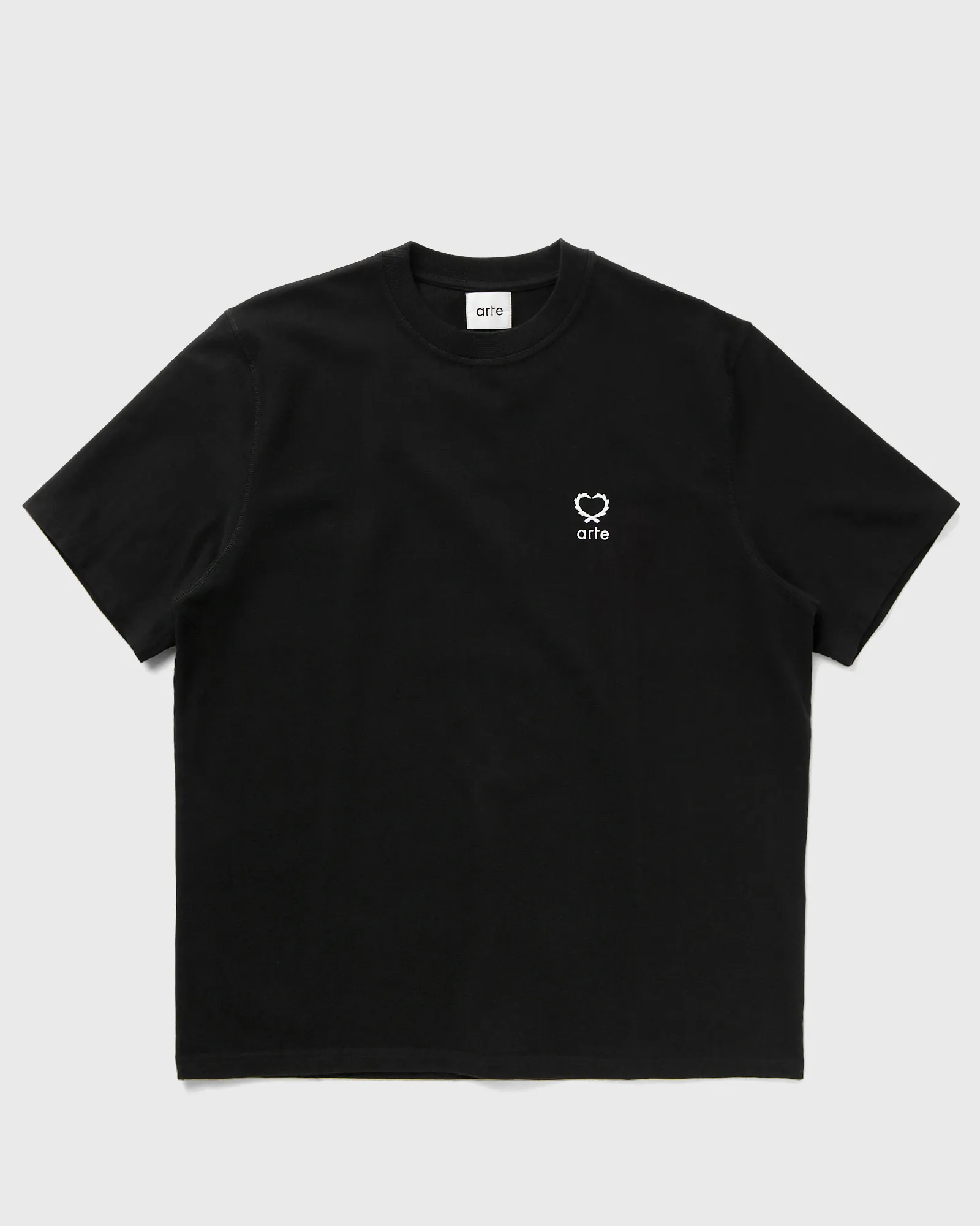 Arte Antwerp Hearts leaves arte logo chest T’shirt
