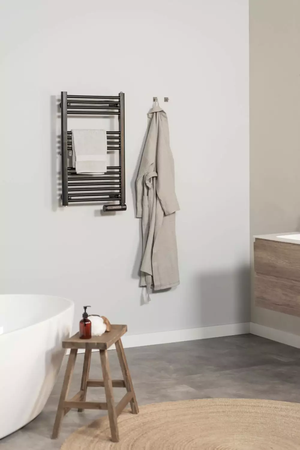 EUROM Sani Towel 500 badkamerkachel - 500W - zwart