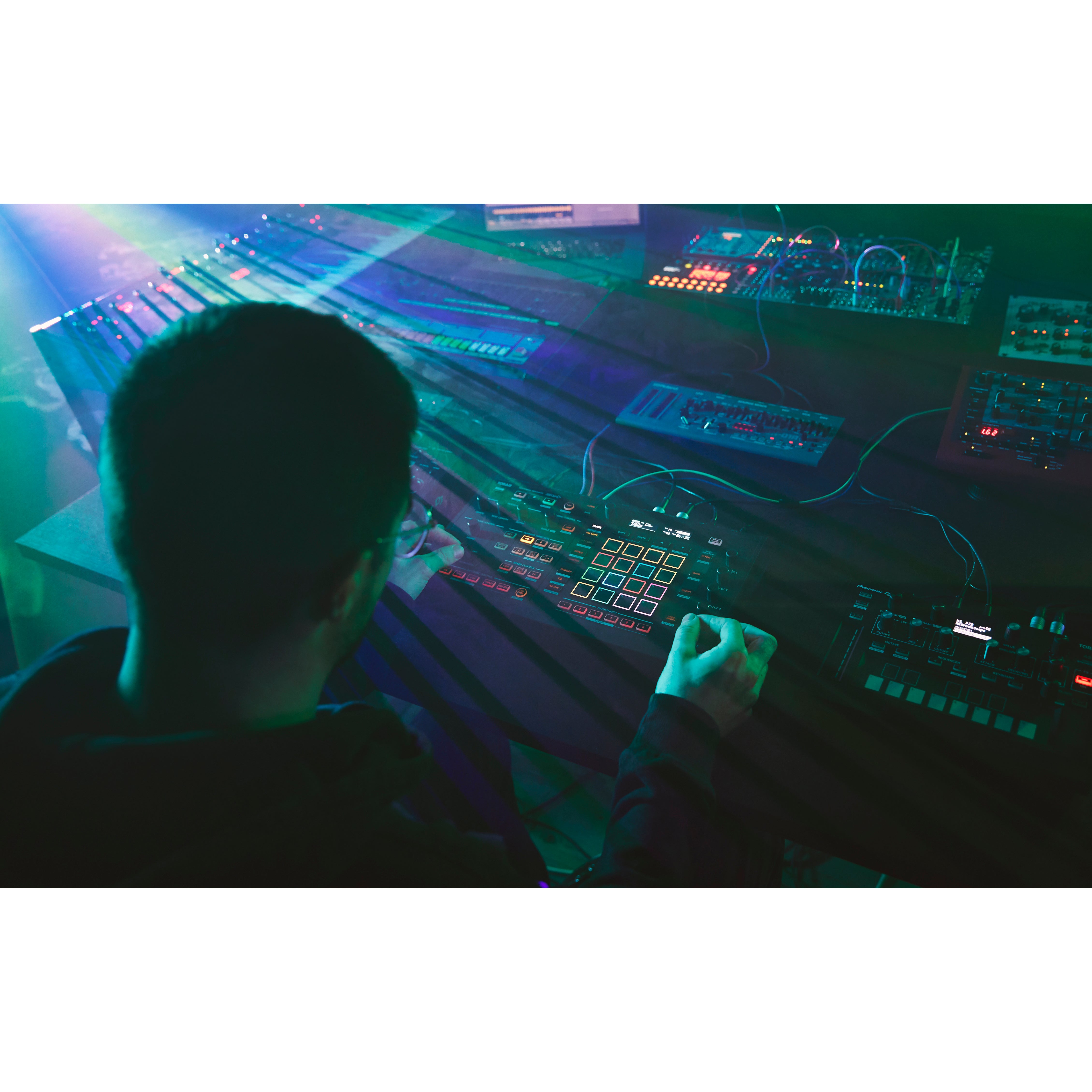 Pioneer DJ Toraiz Squid multitrack sequencer