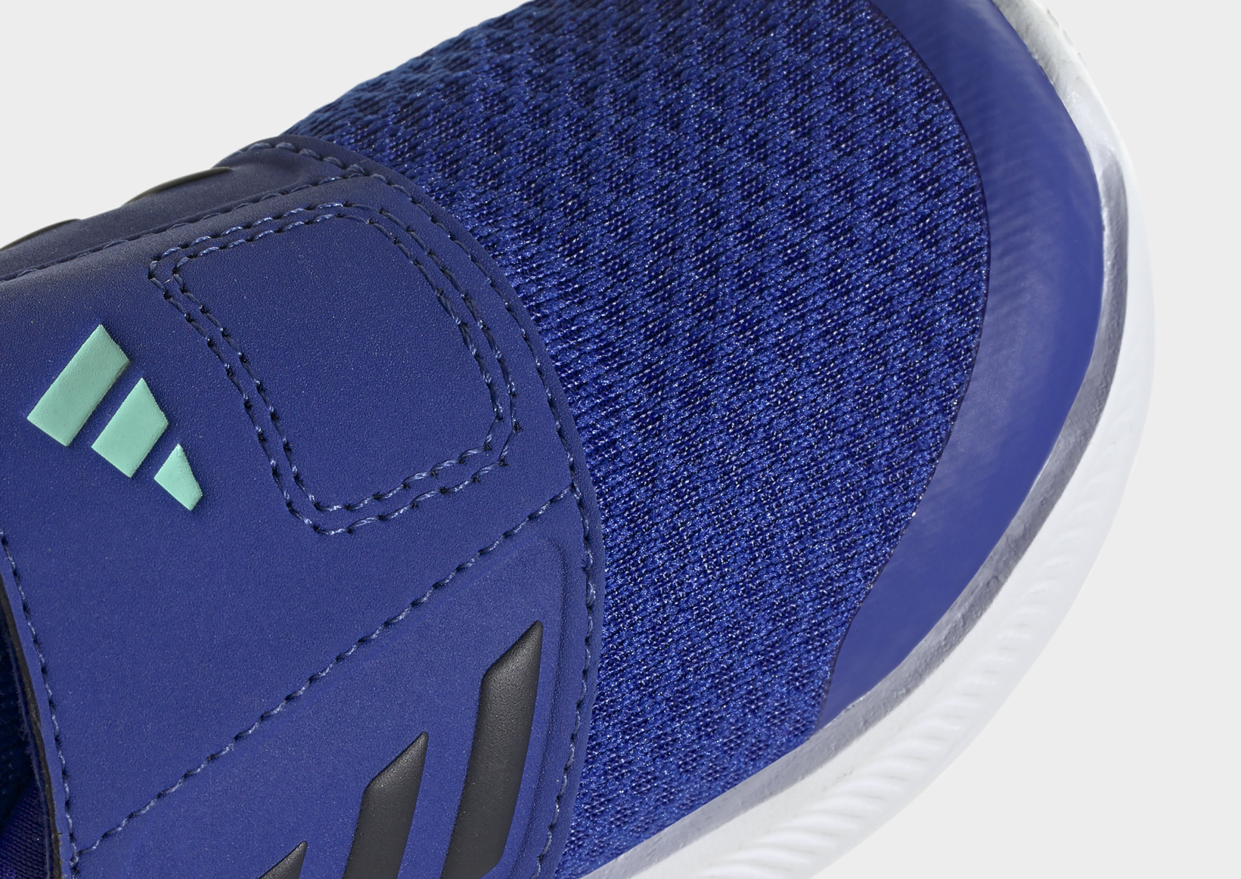 adidas Chaussure à scratch RunFalcon 3.0