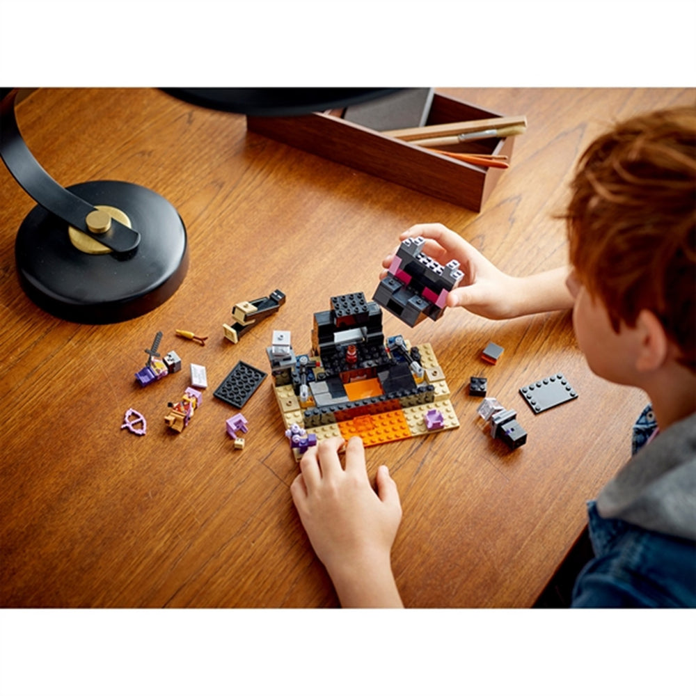 Minecraft® Ender Arenaen - LEGO® → Luksusbaby.dk