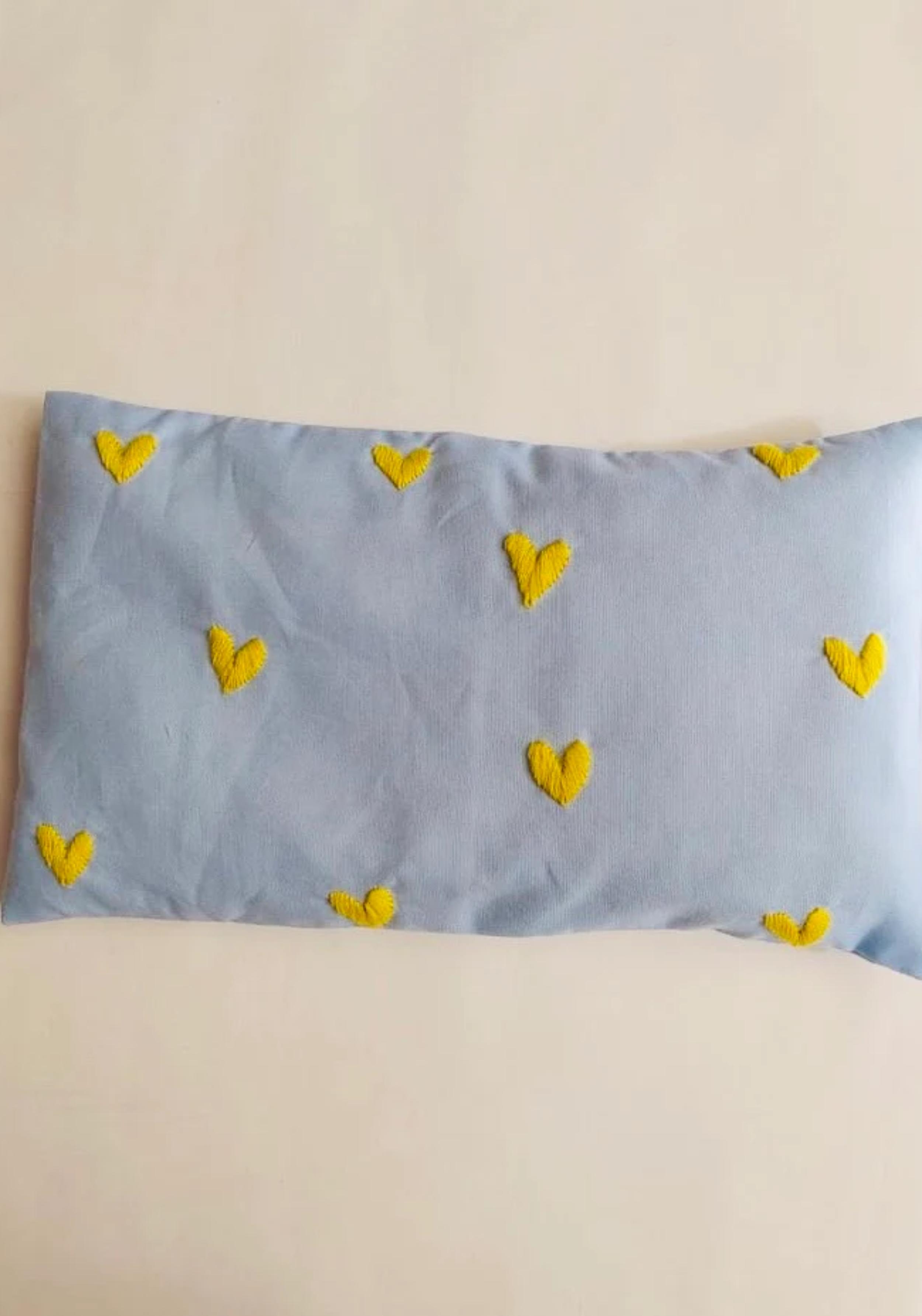 YOOMEE Augenkissen Eye Pillow Raha Hearts Light Blue