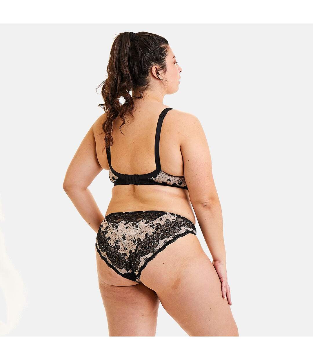 Soutien-gorge grand maintien noir Panache