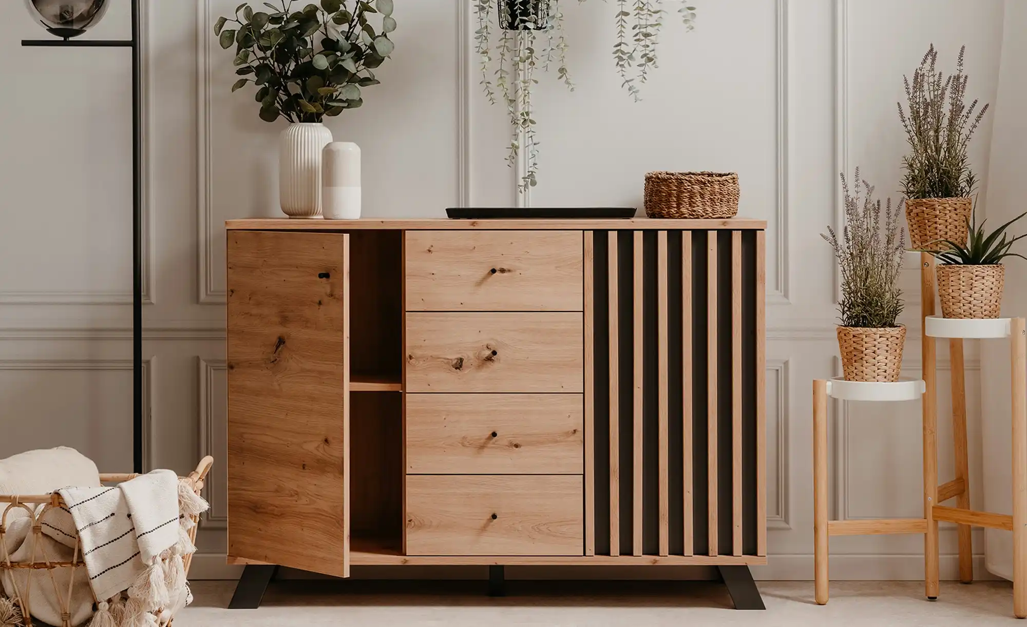 Sideboard Harmony