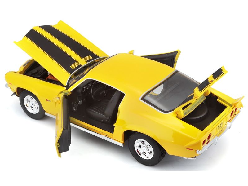 Maisto Chevrolet Camaro 1971 1:18, Gelb Sammlermodell im Massstab 1:18