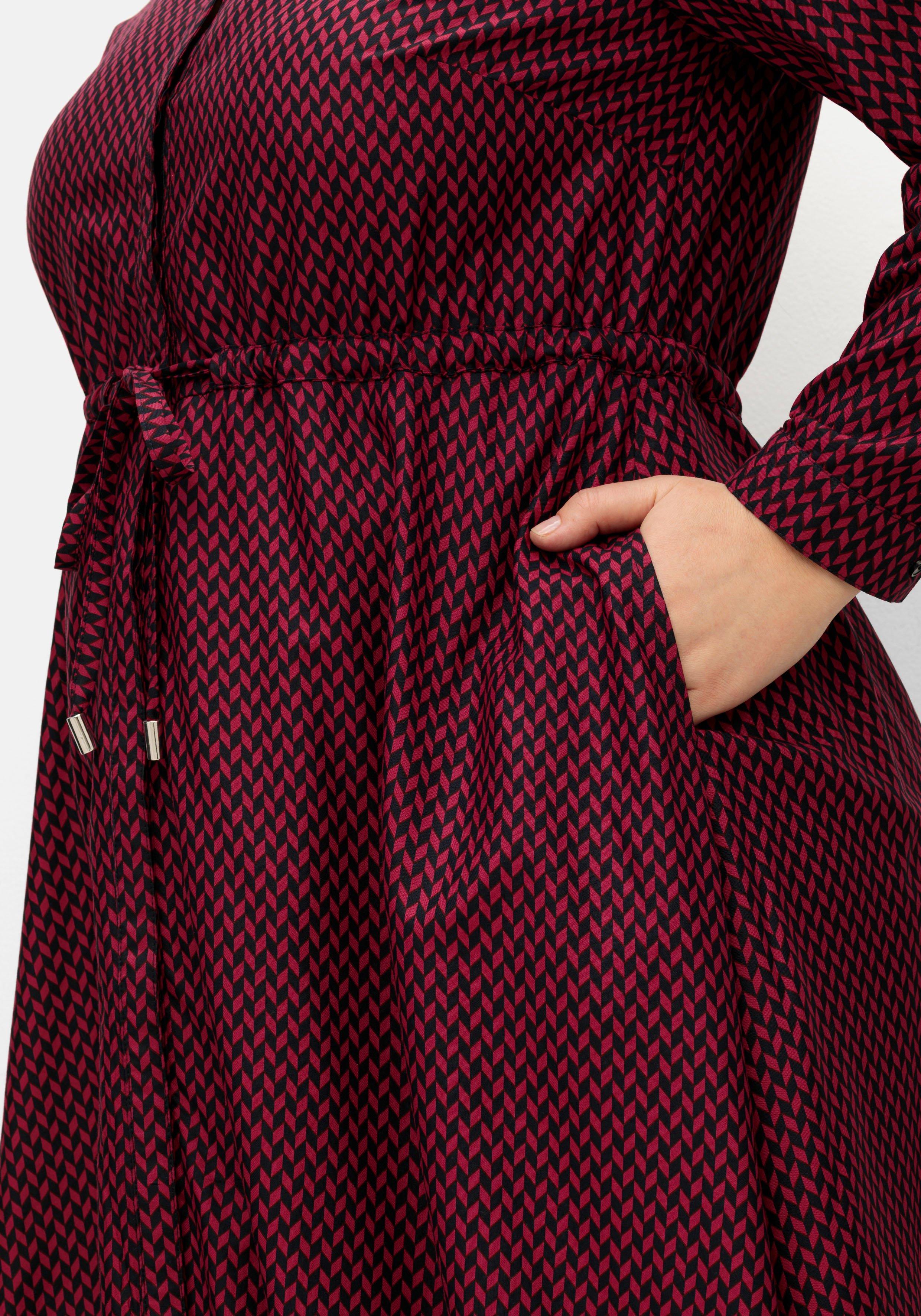 Gefüttertes Midikleid mit Alloverprint