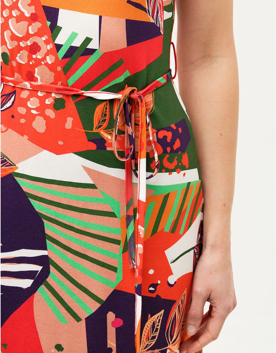 Robe rouge imprimée