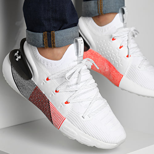 Baskets UA HOVR Phantom 3 Launch 3026465 White Red