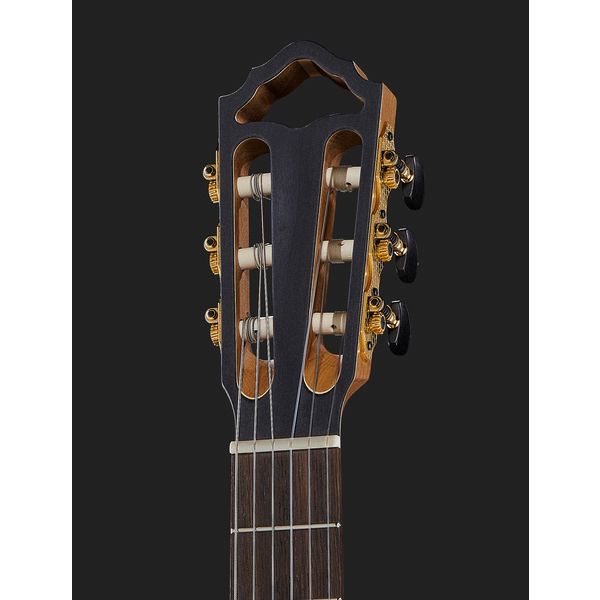 Höfner HM87-SE Master Classic Guitar