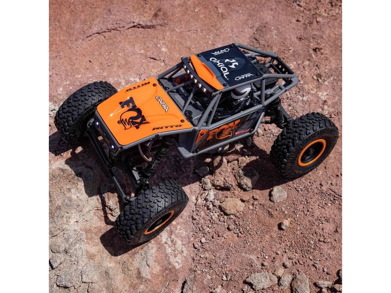 Axial Rock Crawler UTB18 Capra 4WD, Grau 1:18, RTR Unlimited Trail Buggy im RTR Komplettset