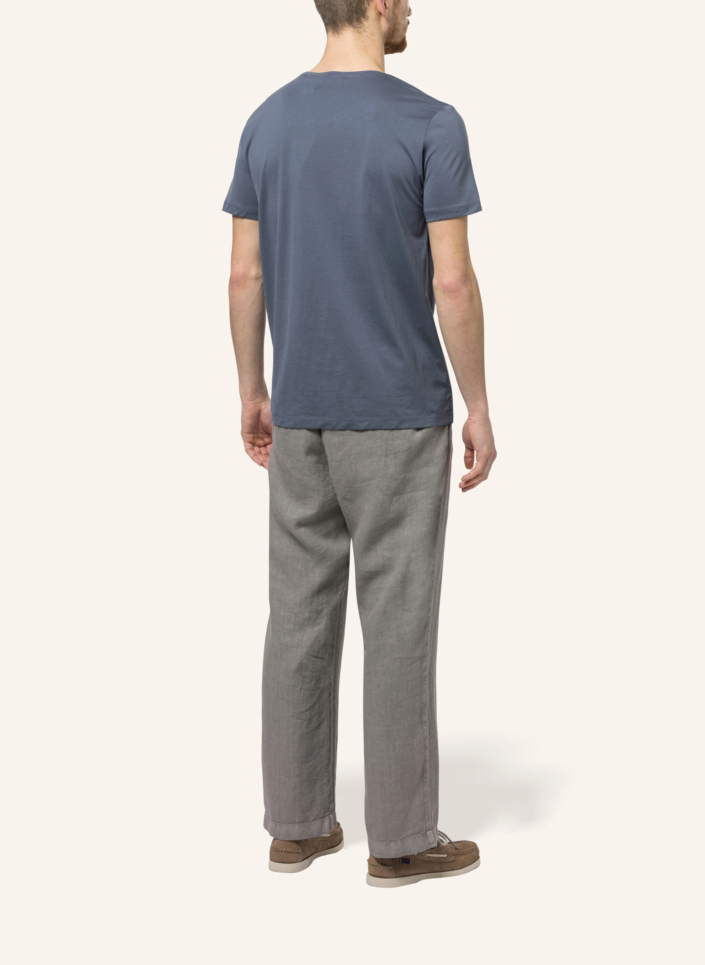 TRUSTED HANDWORK Round Neck 1/2-Sleeve T-Shirt
