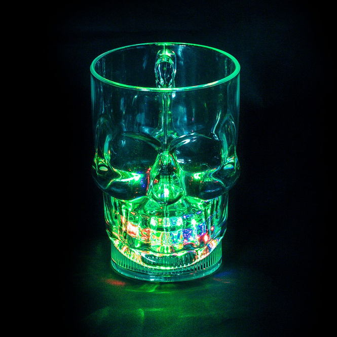 Leuchtender Trinkbecher mit Henkel - Totenkopf - ca. 400 ml