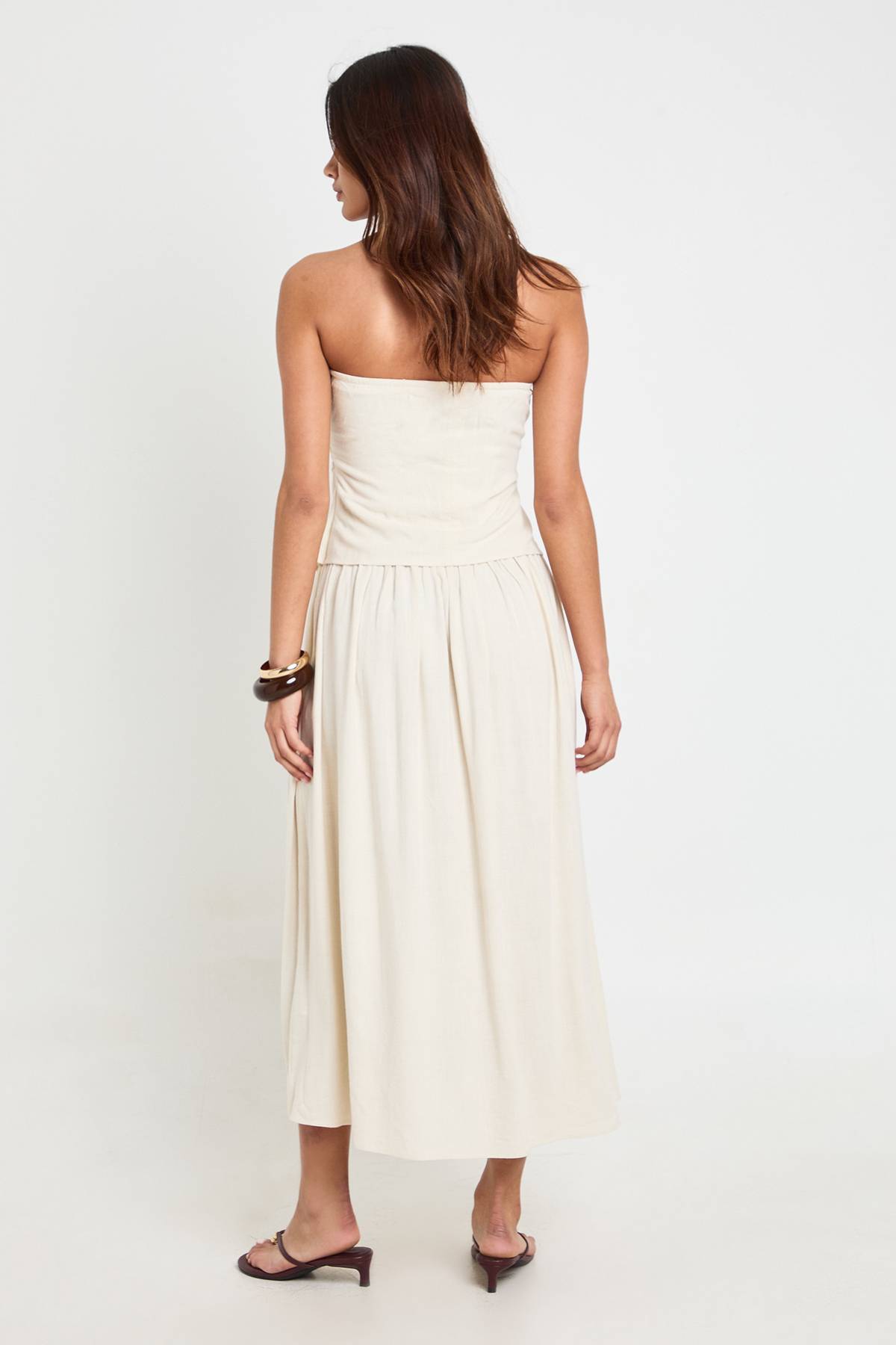 boohoo Robe Bandeau Midaxi En Lin Premium