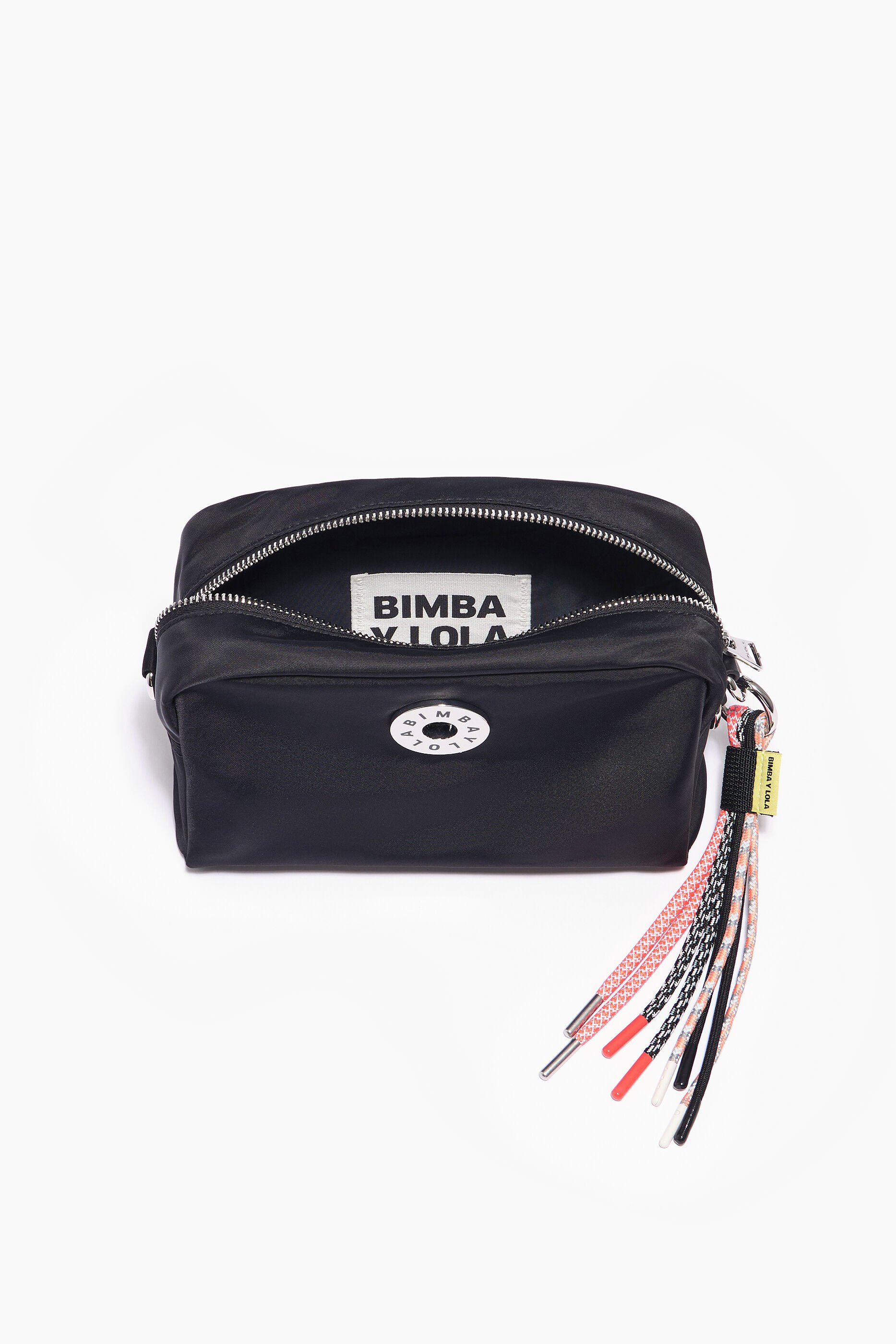 Bolsa de ombro pequena em náilon preto
