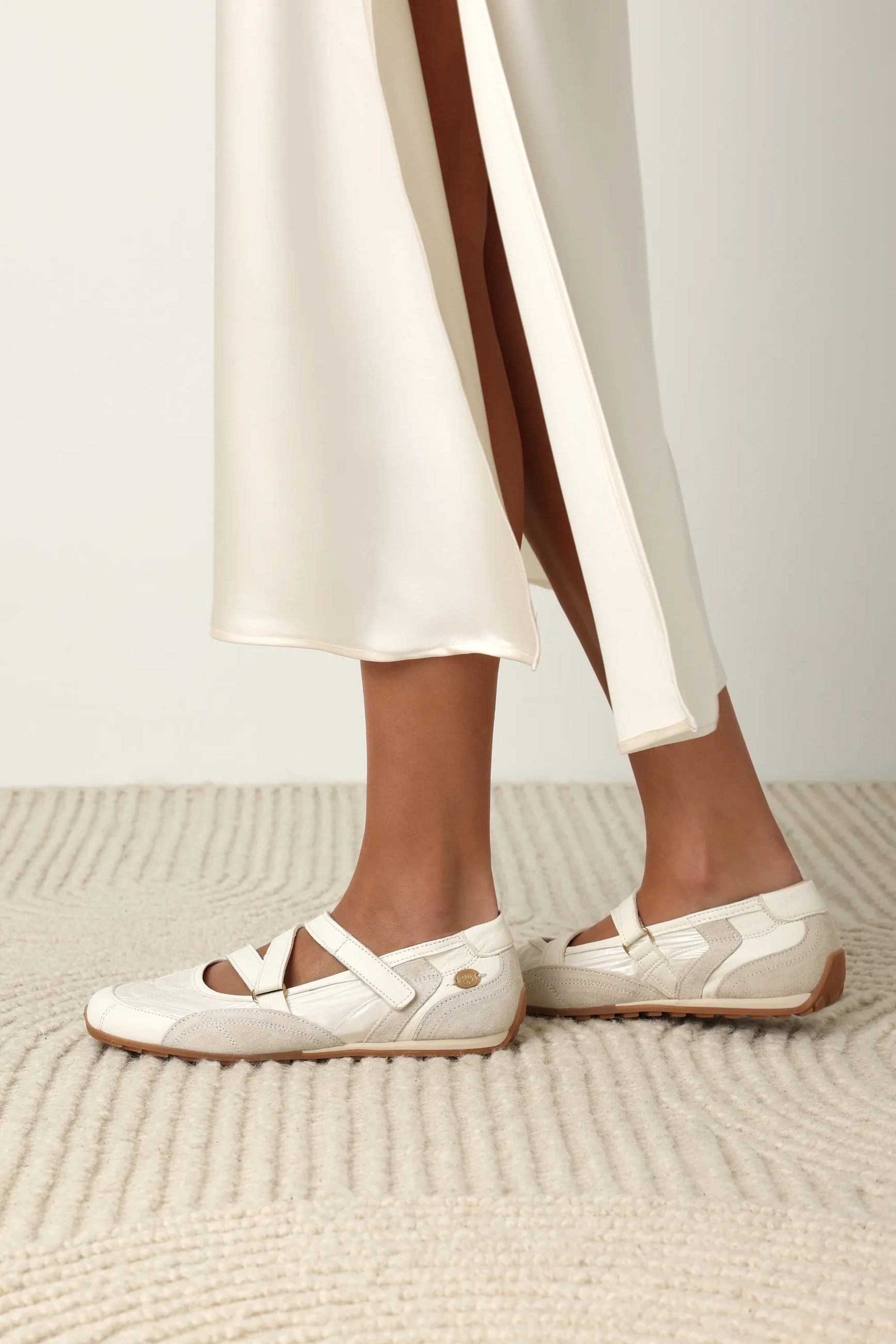 UTA KEA Ballerina satin Off White