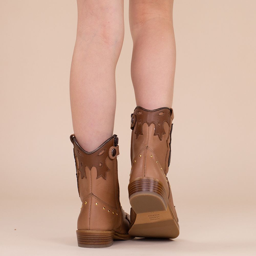 Zecchino d'Oro laag 1505 bruin met studs