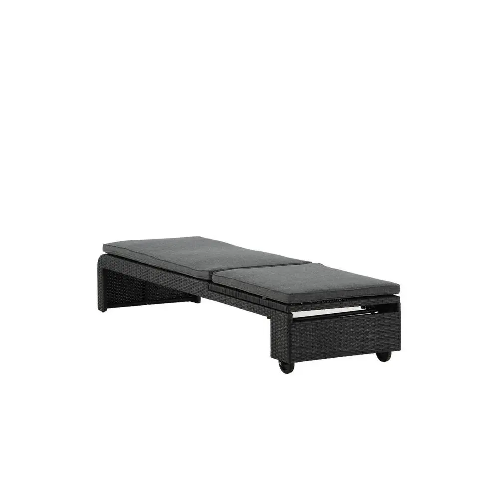 Svea - Yuri ligbed - wicker - zwart