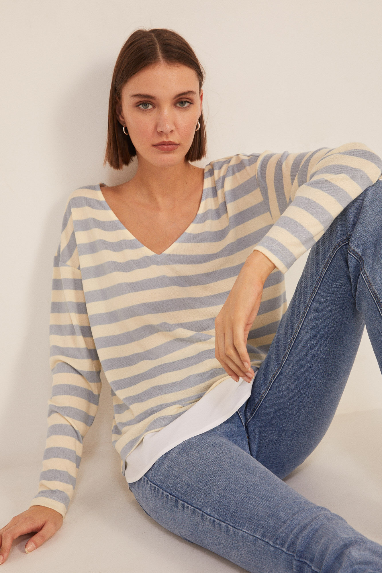 Camiseta de malha com recortes listrados - Azul índigo