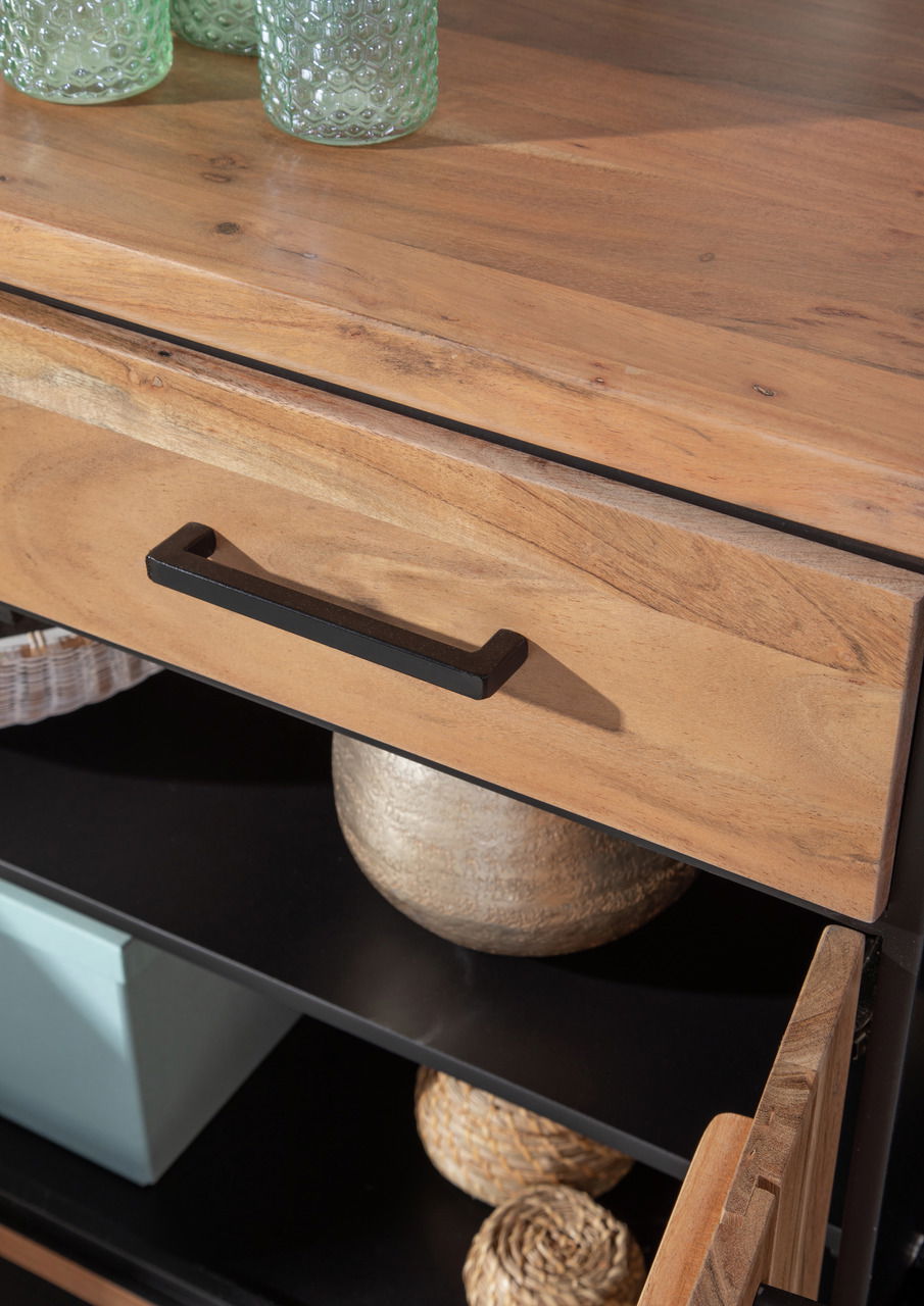 Landscape Sideboard AKAZIO