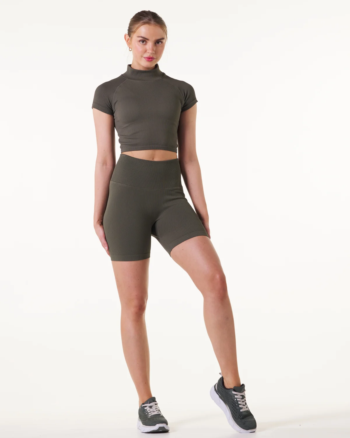 PERFECT RIB SET - Crop Tee + Shorts 5\