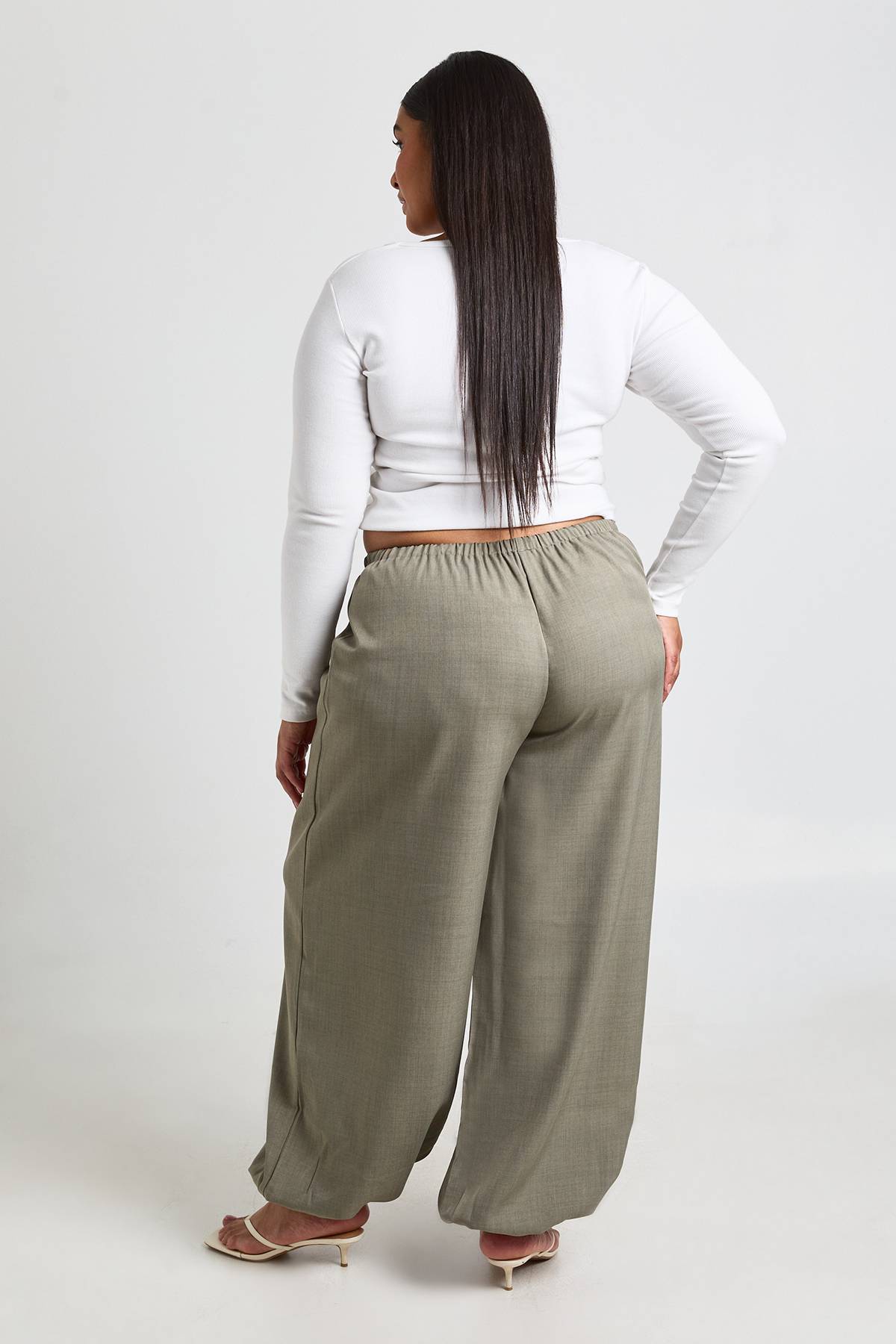 boohoo Pantalon Grande Taille À Jambes Larges Chiné Avec Nœud Frontal
