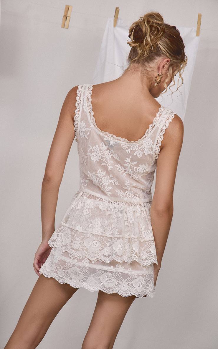 Crème Ensemble Coordonné Jupe Mini À Panneaux De Dentelle