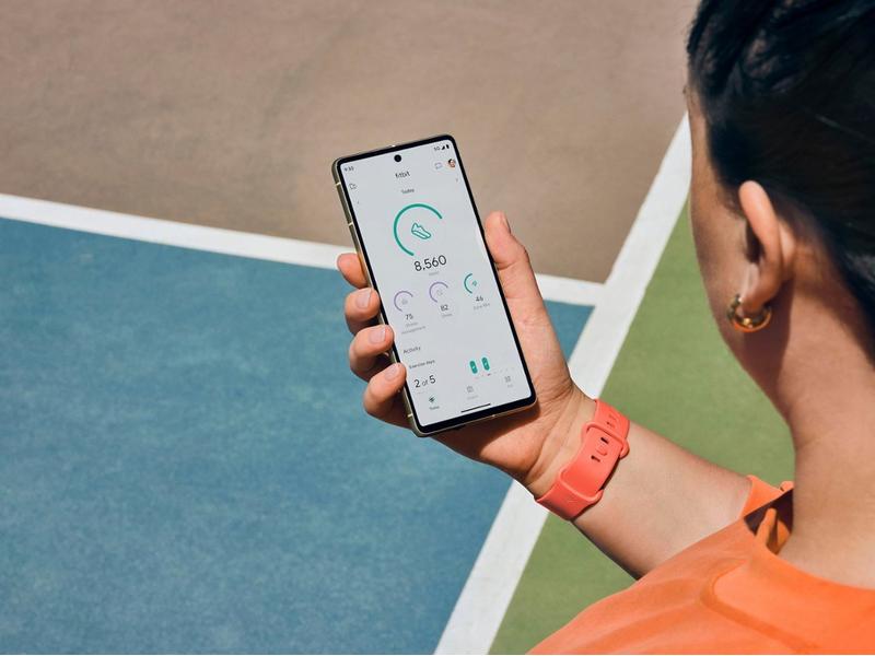 Fitbit Activity Tracker Charge 6 Fitness-Tracker