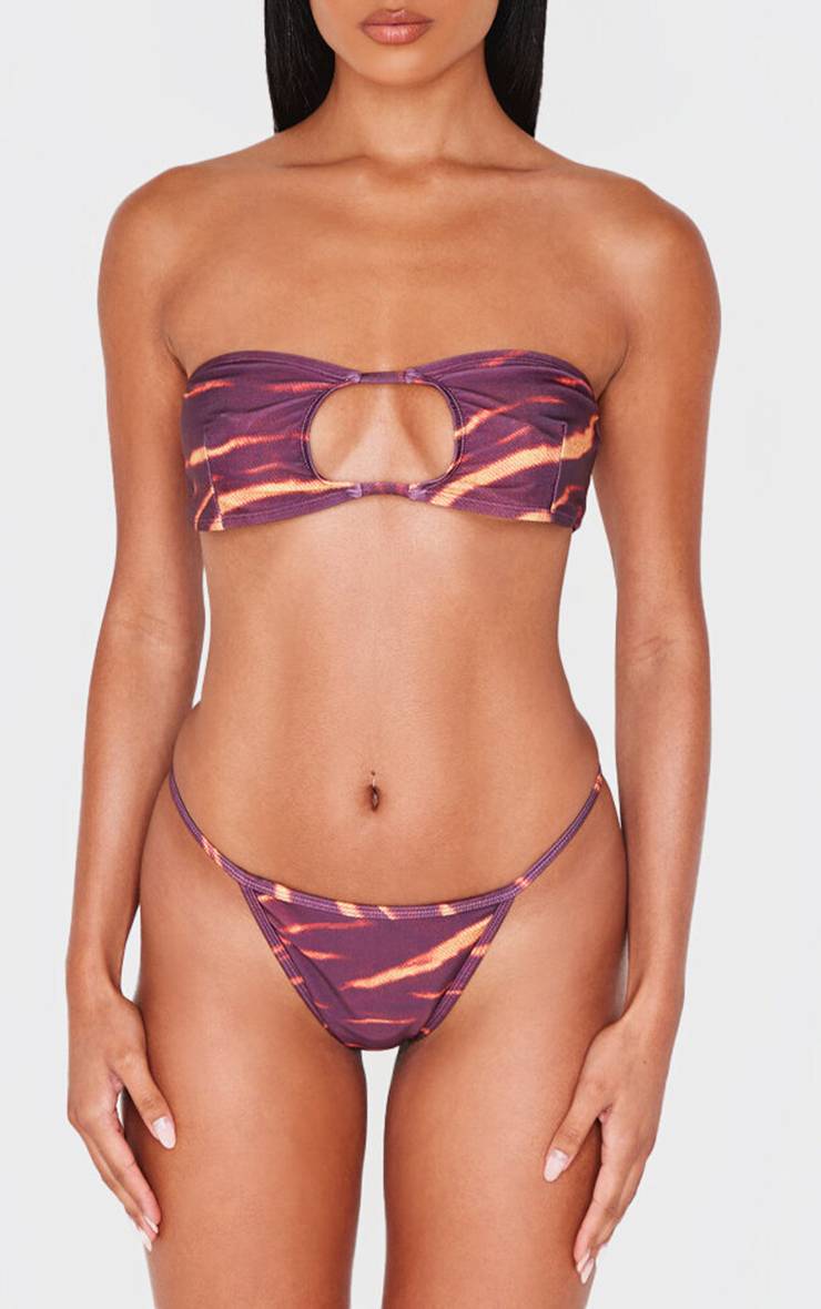 Rouge Bordeaux Bas De Bikini Échancré À Imprimé Abstrait