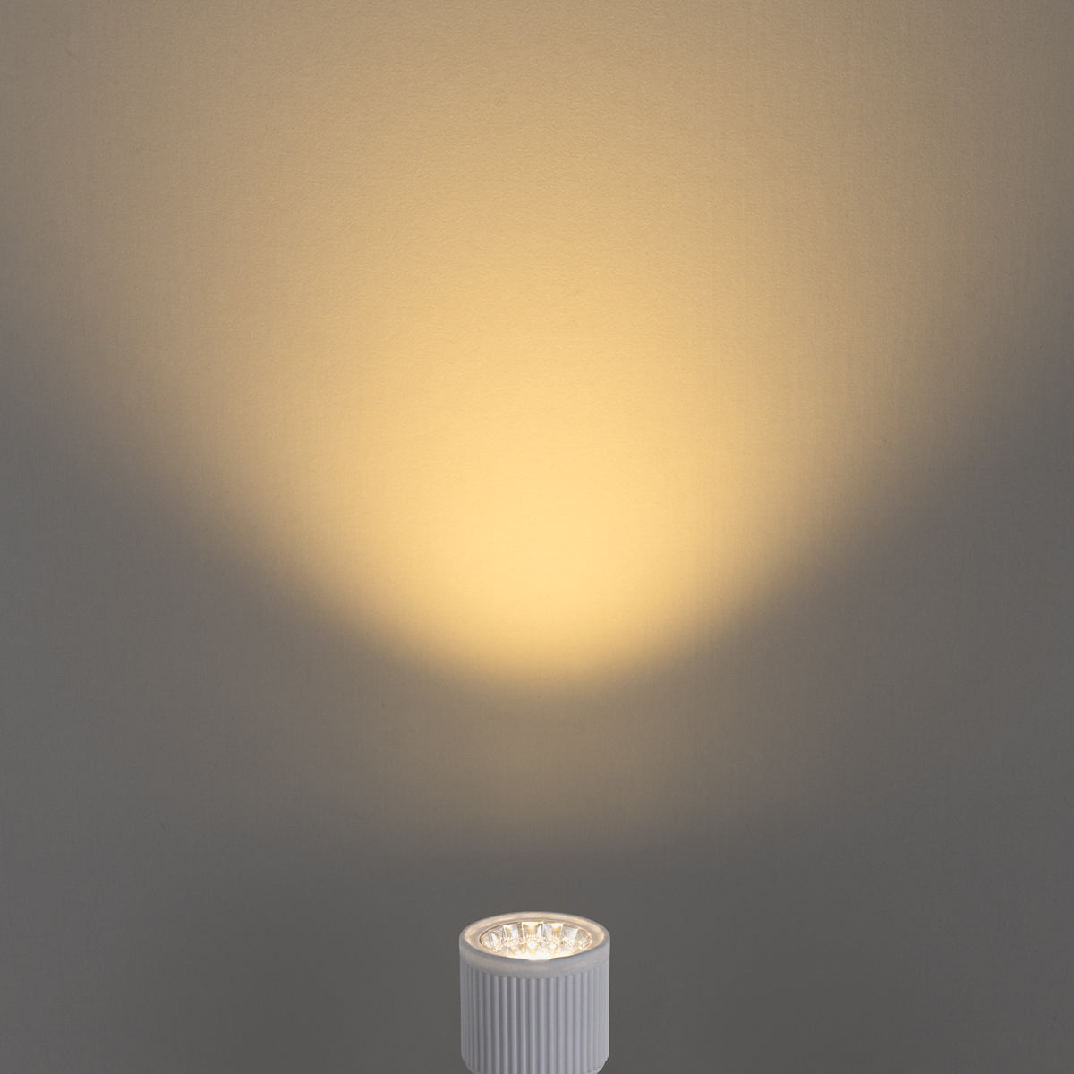 LUEDD G9 24mm LED lamp 3W 300 lm 2700K