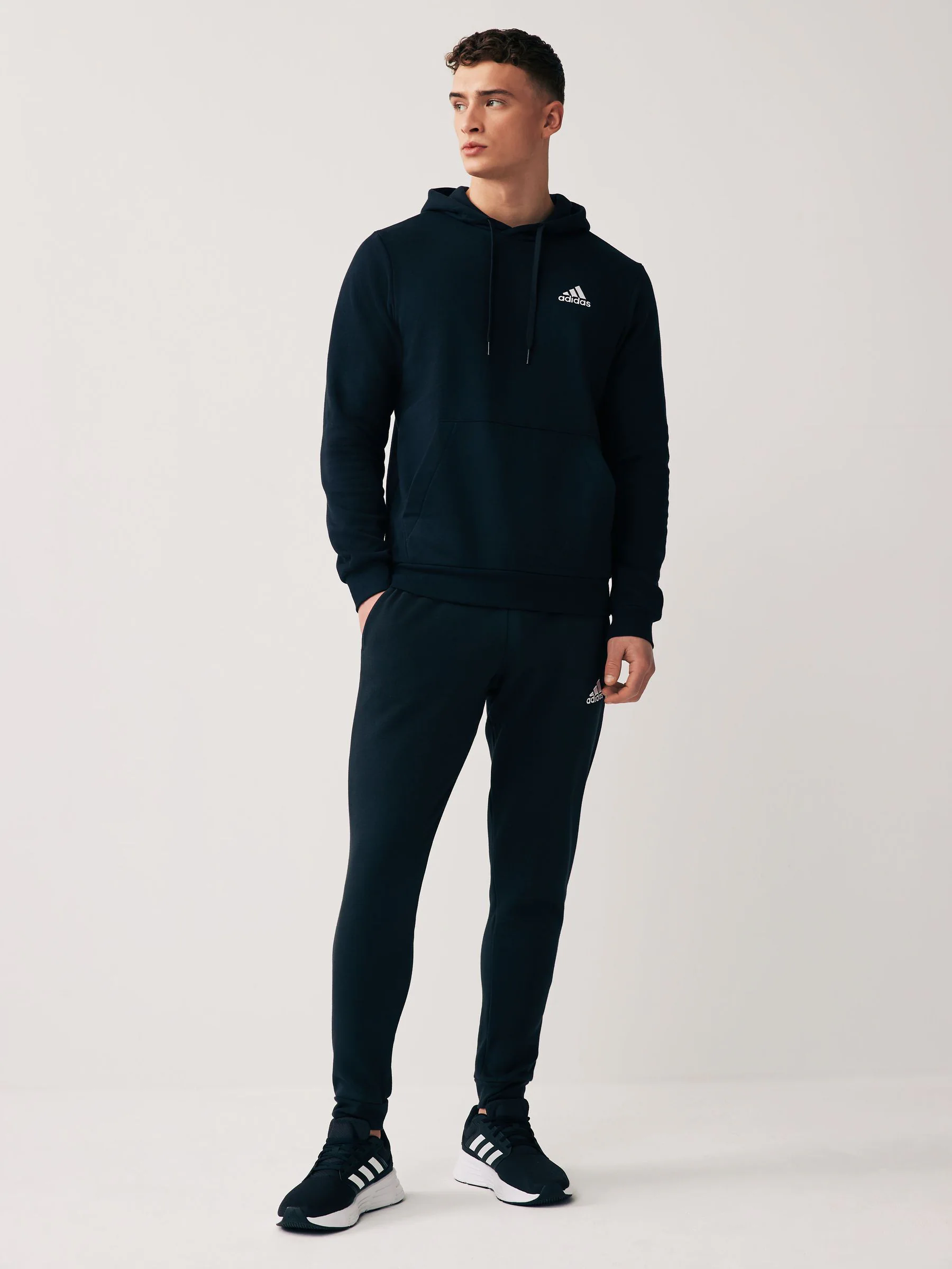Zwart - adidas Entrada joggingbroek van sweatstof
