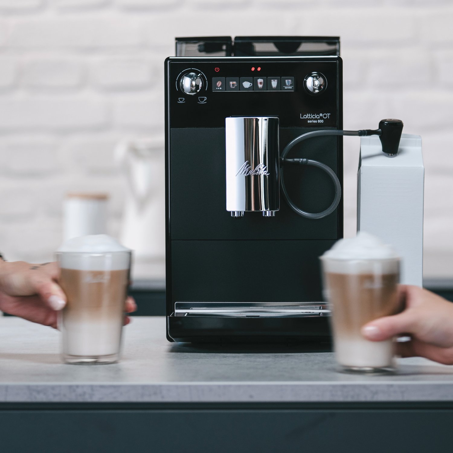 Latticia® OT|Kaffeevollautomat Schwarz