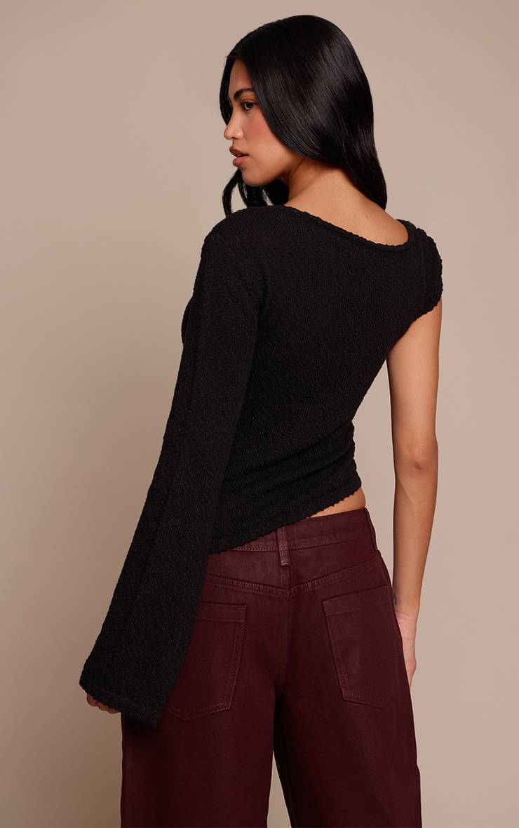 Noir Haut Asymétrique À Une Épaule Avec Détail De Bordure À Pompons En Maille