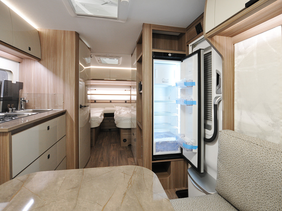 Fendt 550 SG Tendenza 2025 caravan