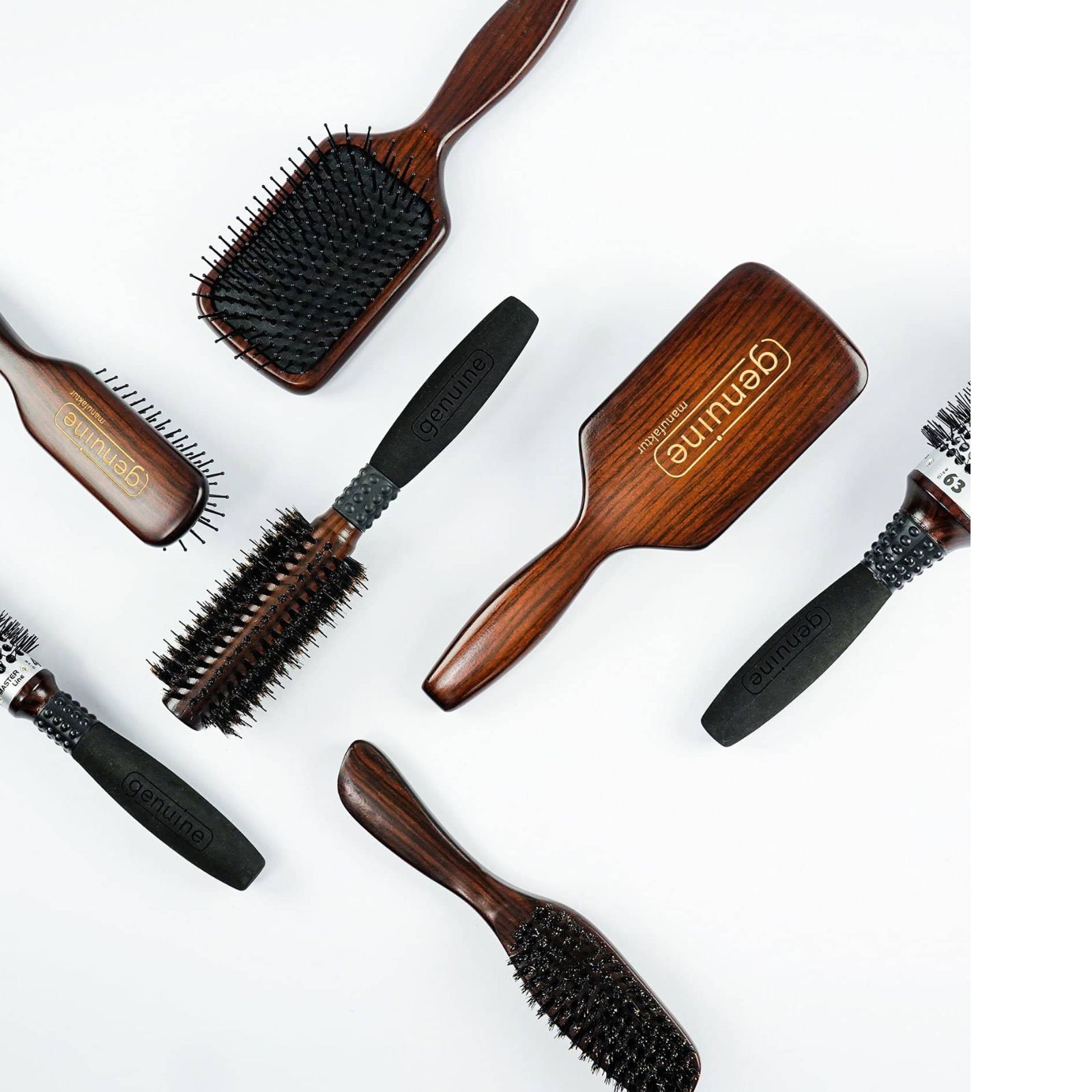 genuine haircare - CARE STYLER M - pflegende Rundbürste