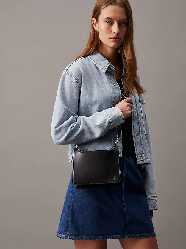 Bolsa de ombro quadrada