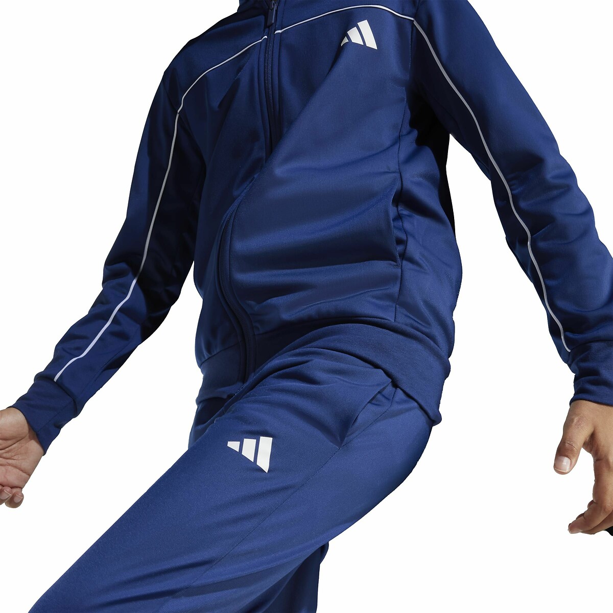 Roupa esportiva Adidas Pyre