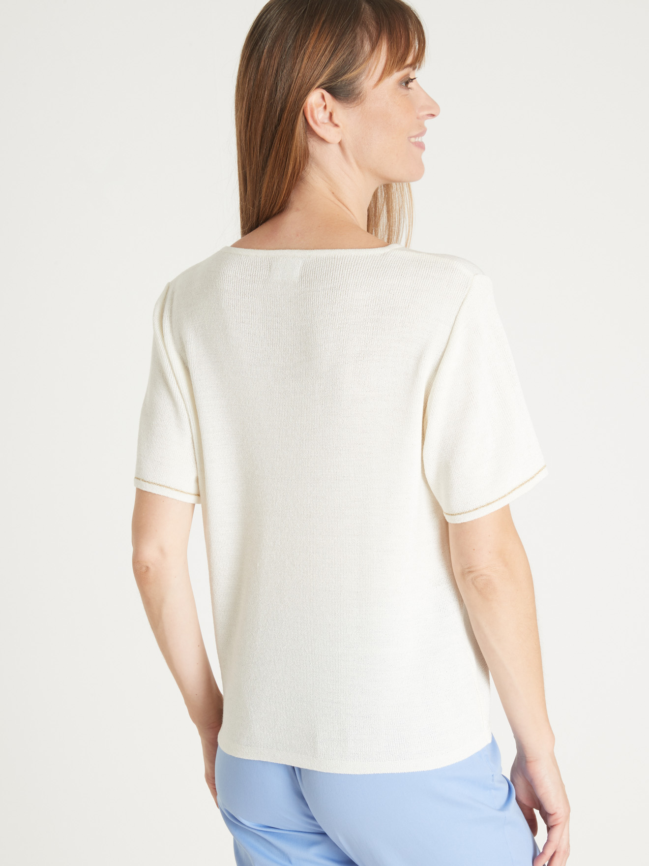 Pull raffiné avec broderies